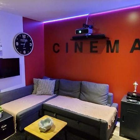 Appartement Cinema Video-Projecteur Et Garage أونفلور المظهر الخارجي الصورة